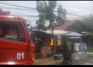 Ditinggal Salat,Satu Kios di Mamuju Hangus di lalap Sijago Merah
