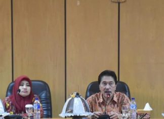 ANGGOTA KPK BERKUNJUNG KE SULAWESI BARAT