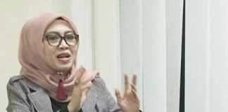 Anggota DPRD Sulbar, Membahas Rancangan Ramperda di Rapat Paripurna