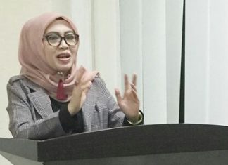 Anggota DPRD Sulbar, Membahas Rancangan Ramperda di Rapat Paripurna