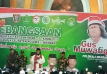 Gus Muwafiq, Hadiri Ngaji Kebangsaan di Polewali Mandar.