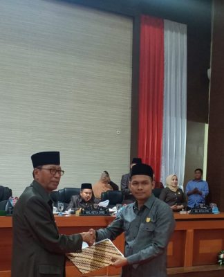 DPRD Polewali Mandar,:Ketuk Palu ‘Sahkan Anggaran Tahun 2020